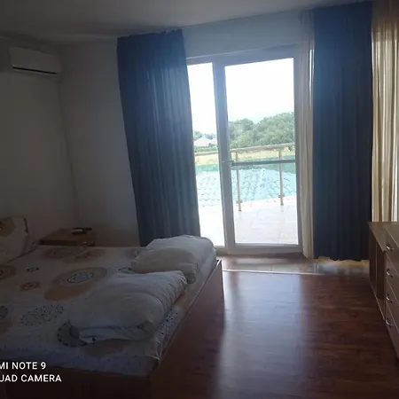 בית הארחה Deval House Tarfa לוזנטס
