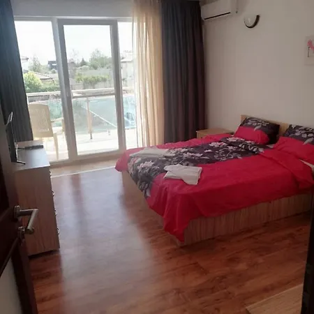 Deval House Tarfa * לוזנטס