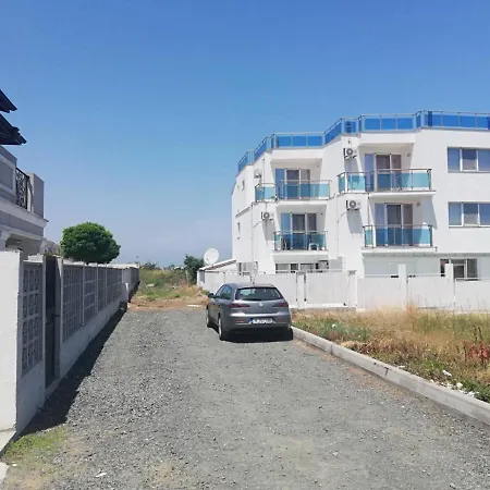 Deval House Tarfa בית הארחה לוזנטס